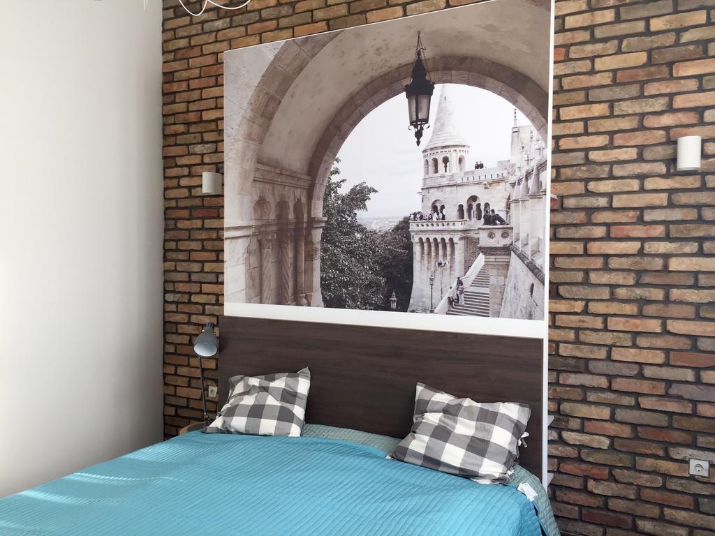 White Dream Home Budapest Room photo